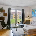 Amaryllis - 100m From The Sea By Interhome